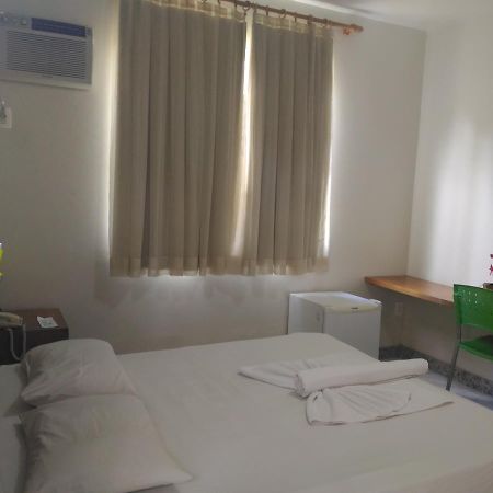Hotel Pinheiros Chonim de Baixo Exterior photo