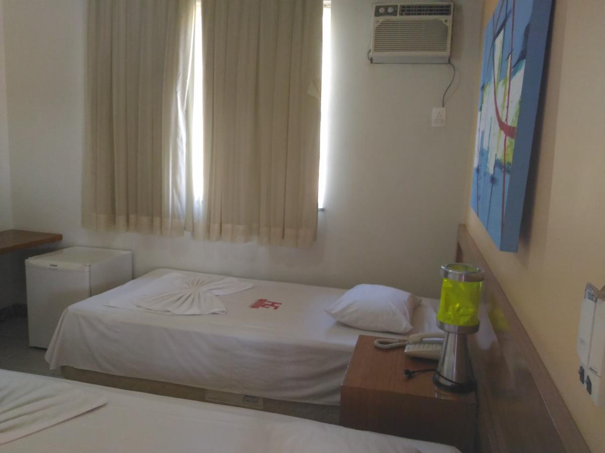 Hotel Pinheiros Chonim de Baixo Exterior photo