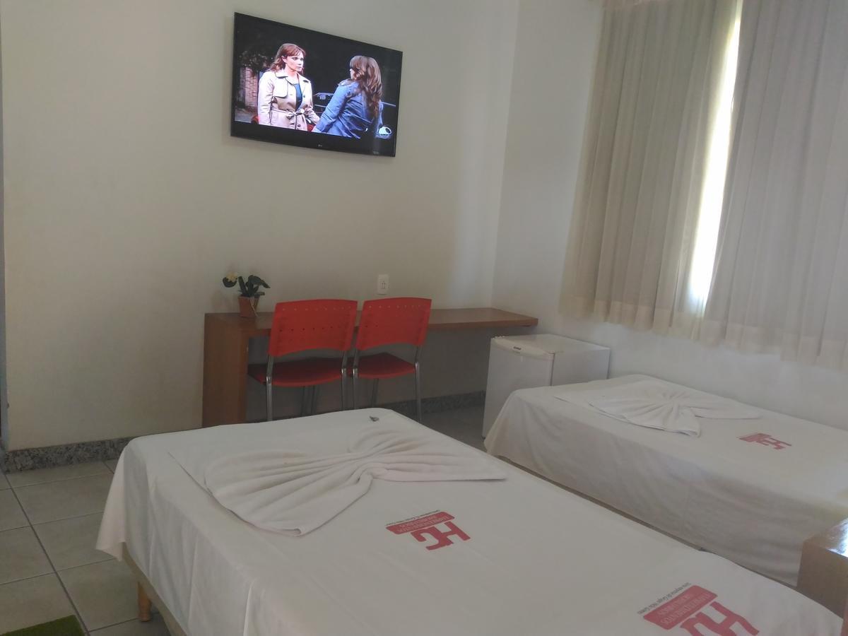Hotel Pinheiros Chonim de Baixo Exterior photo