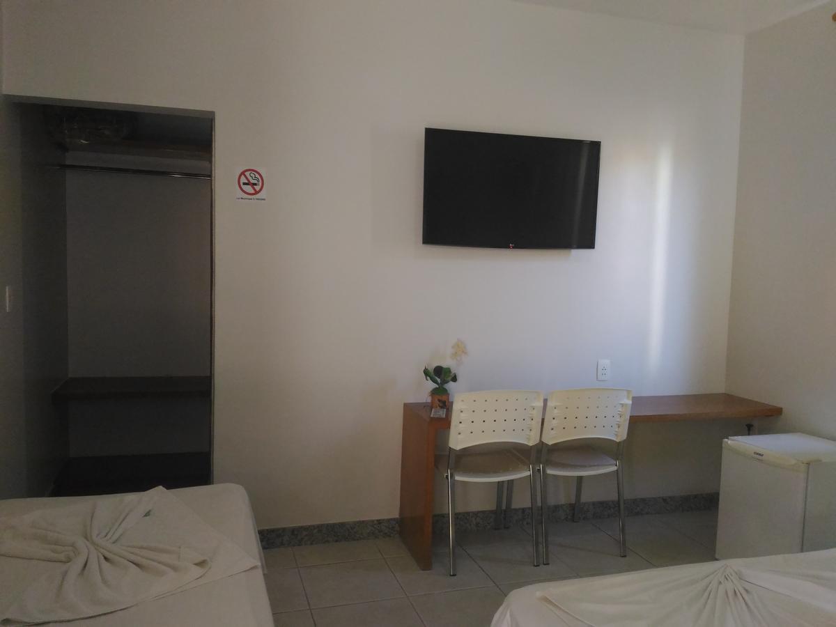 Hotel Pinheiros Chonim de Baixo Exterior photo